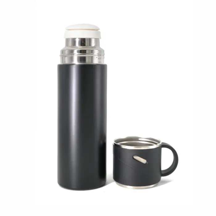 UMA0554 Double layered handle insulated cup