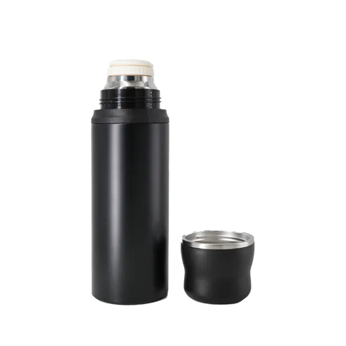 UMA0557 Double layered handle insulated cup