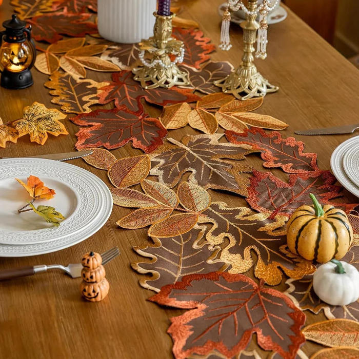 UP50001 Autumn Maple Leaf Embroidered Place Mats Indoor Home Party Decor for Fall Thanksgiving Table Runner